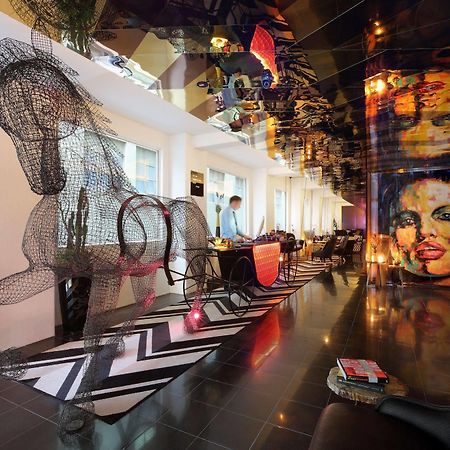 Adelphi Hotel Melburne Exterior foto The lobby of the Mandarin Oriental, Munich