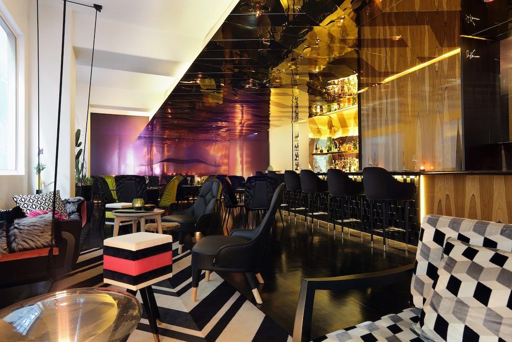 Adelphi Hotel Melburne Exterior foto The bar at the 1001 nights lounge